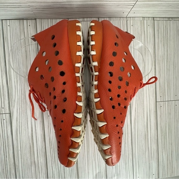 Litfoot women’s orange shoes - Picture 6 of 11